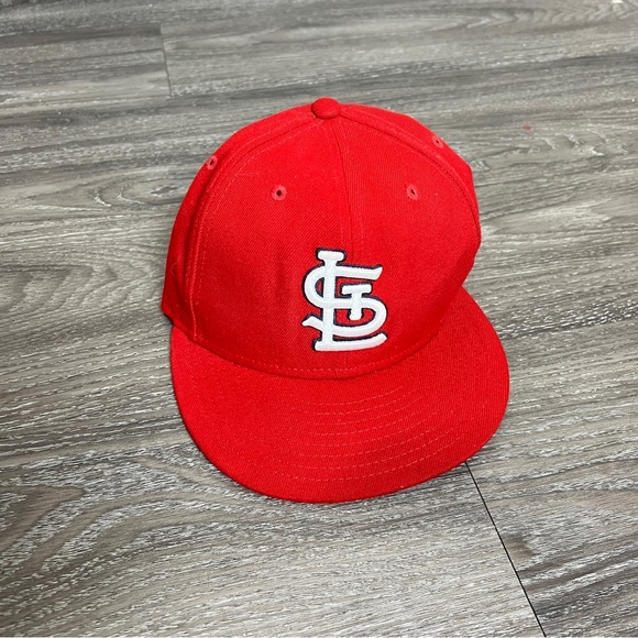 St. Louis Cardinals New Era Red Baseball Cap with Logo Size 6 7/8 - Picture 1 of 8